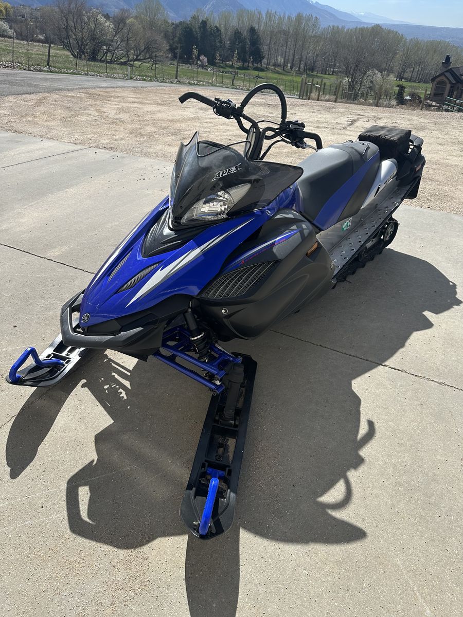 2006 Yamaha Apex