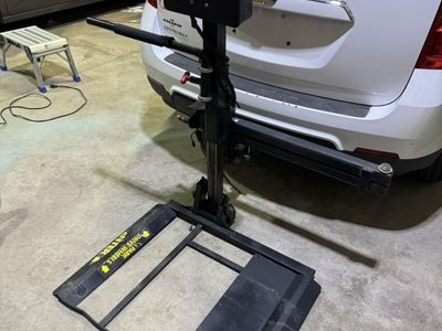 Wheelchair / Mobility Scooter Hitch Lift