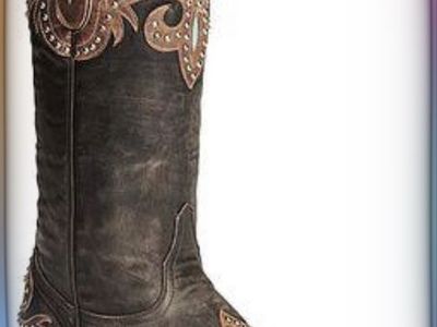 Wanted! Woman’s vintage western boots.$$$