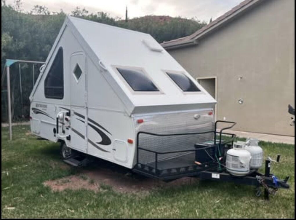 Rockwood Premier Hardside Pop-up Trailer