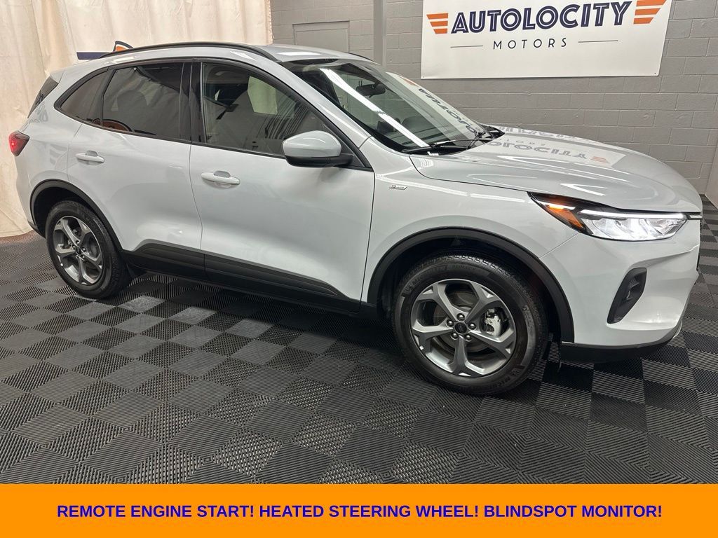 2025 Ford Escape ST-Line Select