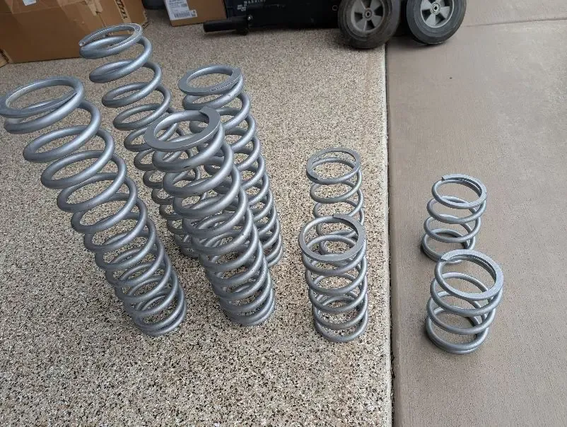 KAWASAKI SPRING SET EXCELLANT SHAPE