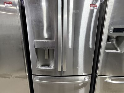 GREAT CONDITION GE STAINLESS FRENCH DOOR FRIDGE