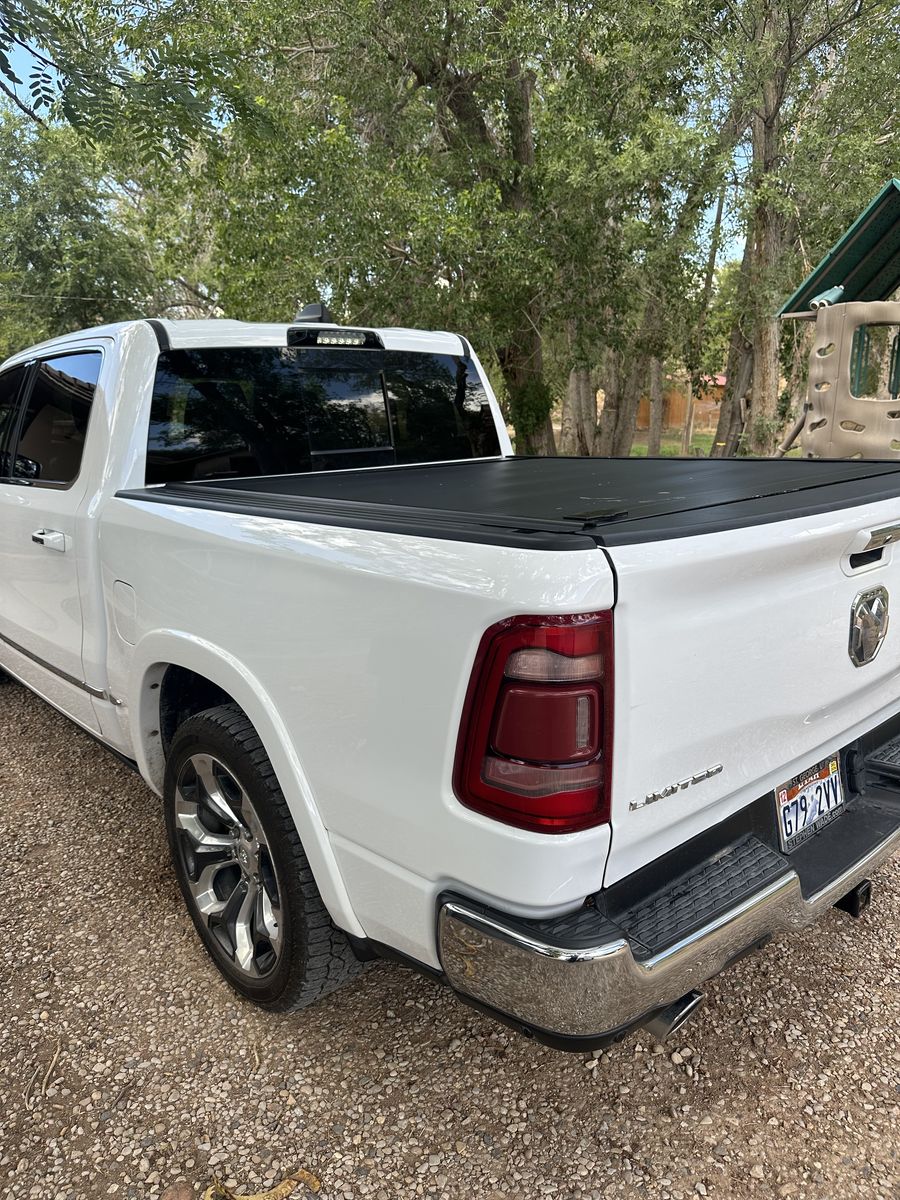 Retrax retractable tonneau cover on 2022 Ram 1500