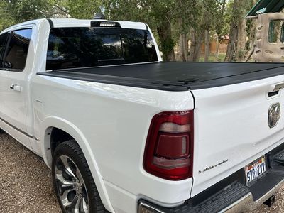Retrax retractable tonneau cover on 2022 Ram 1500