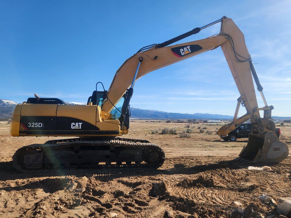 CAT 325DL EXCAVATOR