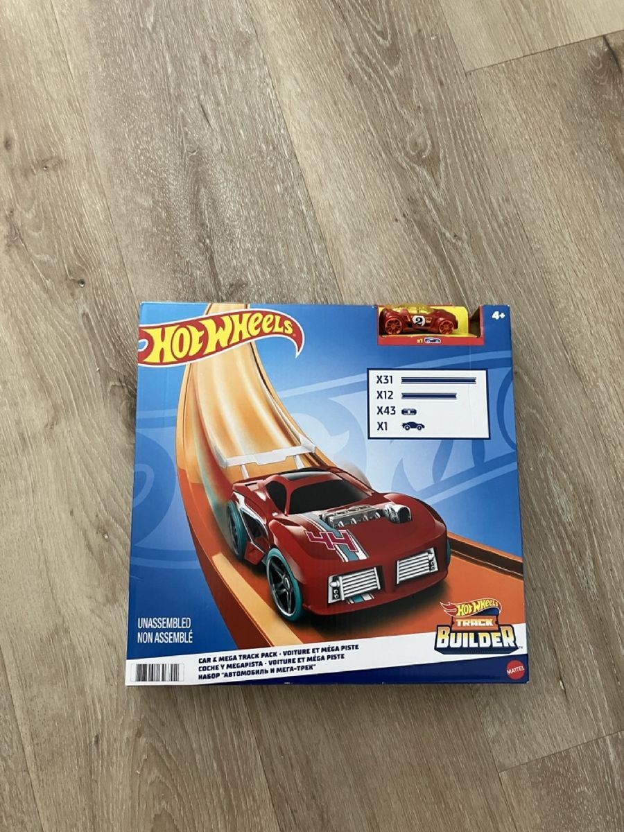 Hot wheels track builder mega track pack
