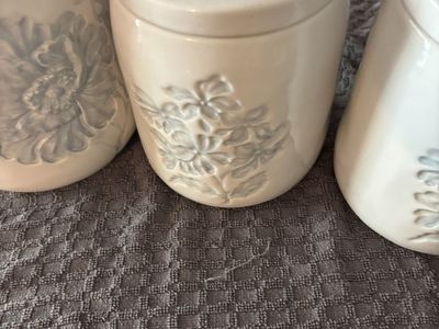 Set of 4 White Ceramic Canisters with Embossed Floral Design and Lids - Kitchen Storage Jars