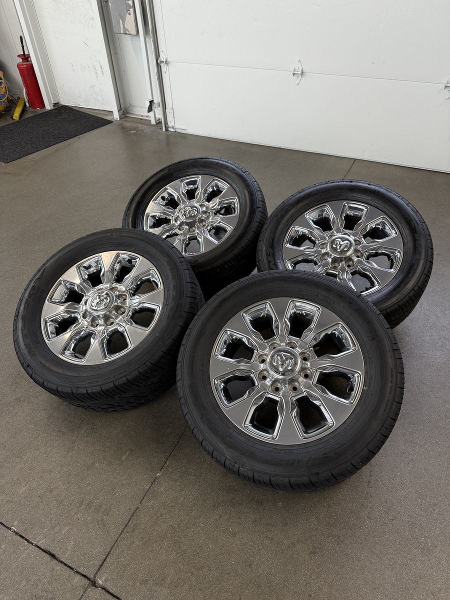 NEW 2024 Ram Limited OEM 20in Wheels/ 305/50/20