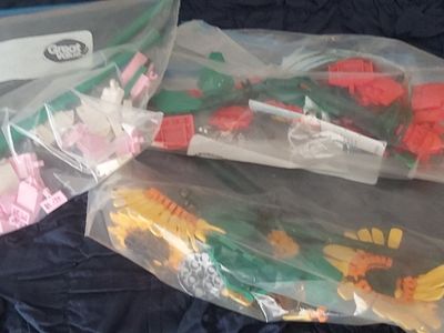 Lego flowers building kits