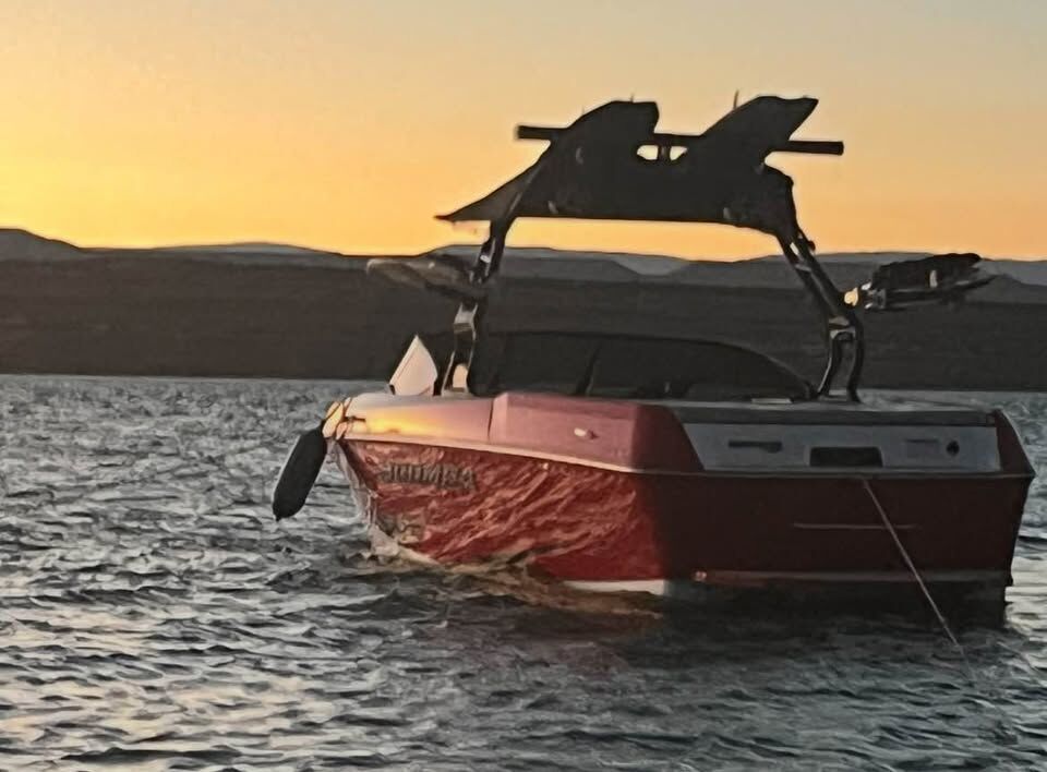 2021 Moomba Max with Low hours Seats 17 Surfs Great.