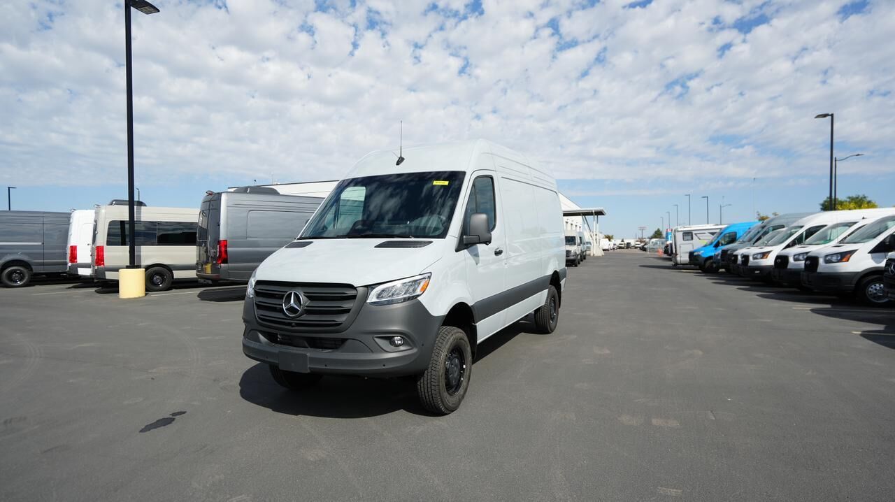 2025 Mercedes-Benz Sprinter 2500