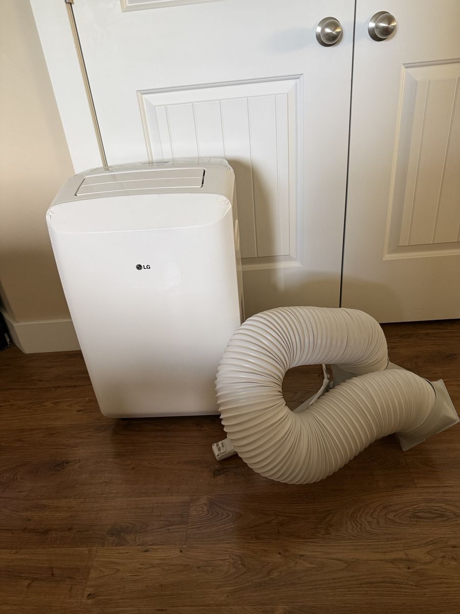 Digital LG Portable Air conditioner