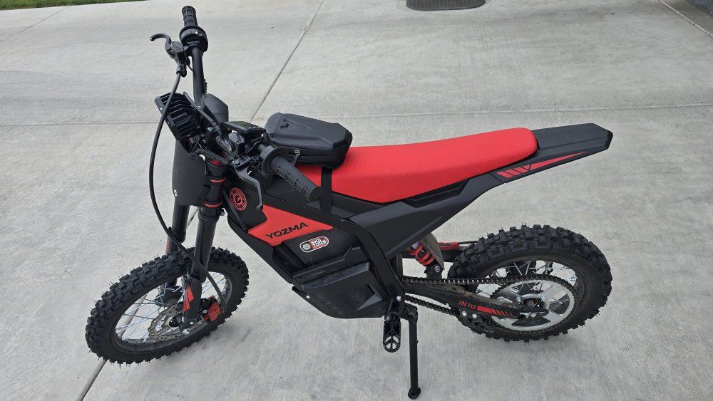 Yozma IN10 Electric Dirt Bike - Red/Black, Off-Road E-Bike, Excellent Condition