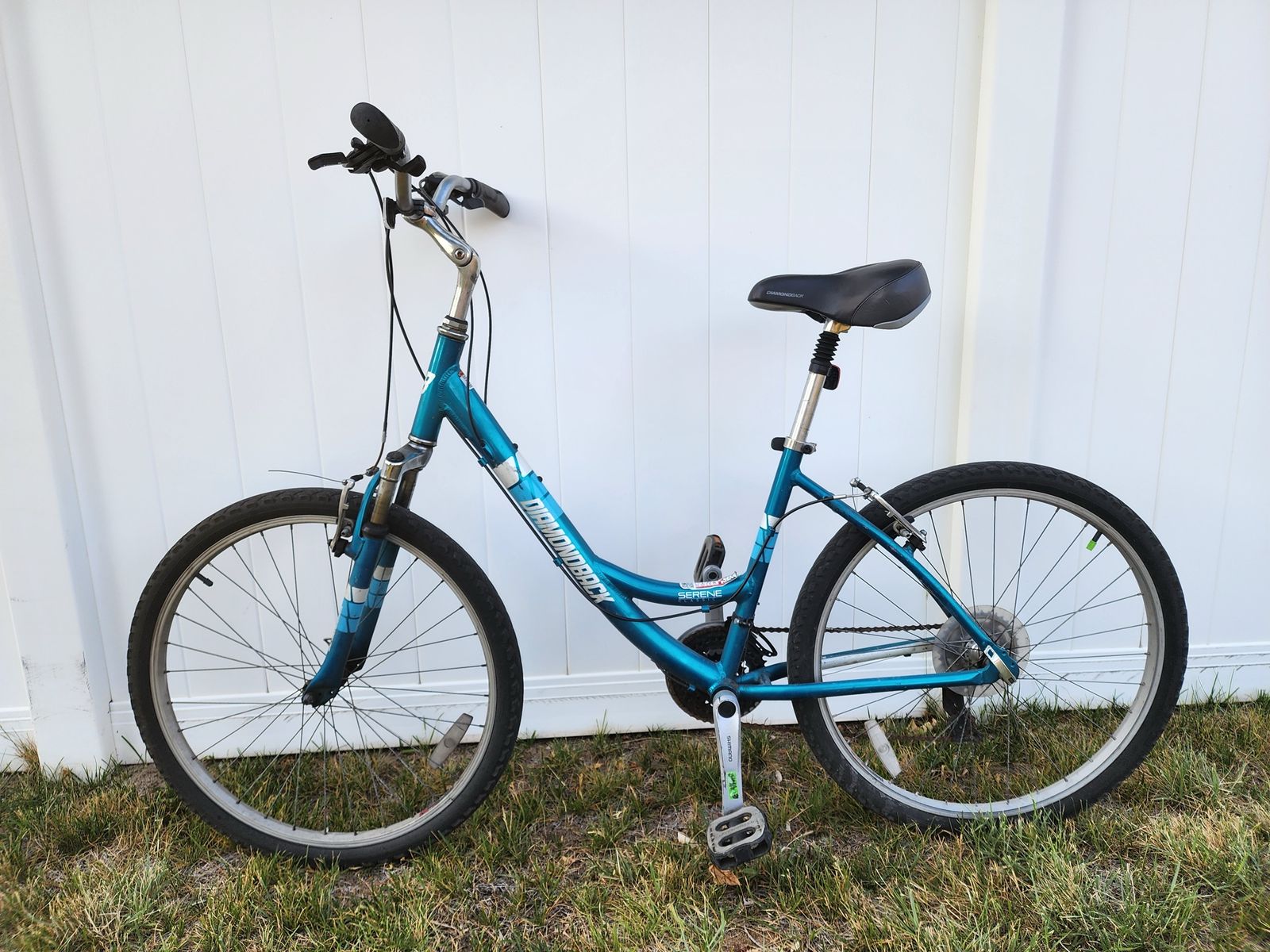 Diamondback Serene Classic Comfort Bike, Teal, Women's