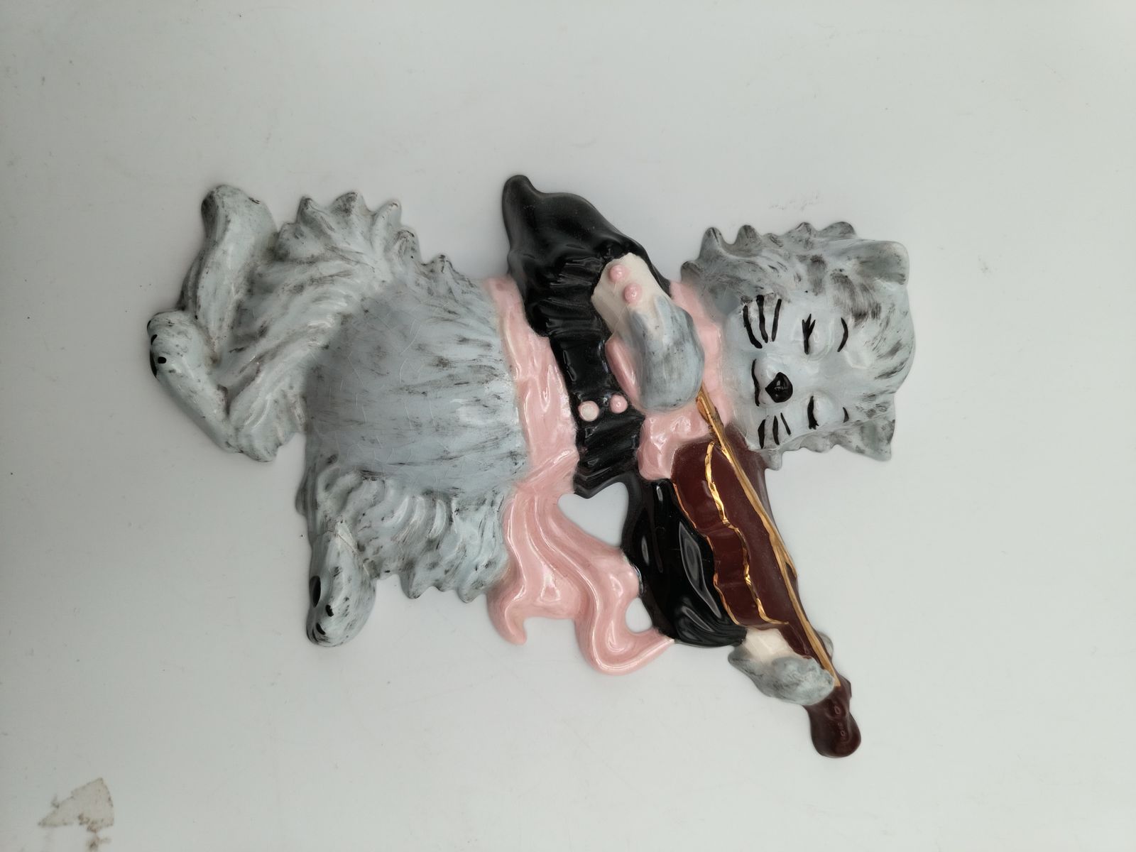 Main image 3