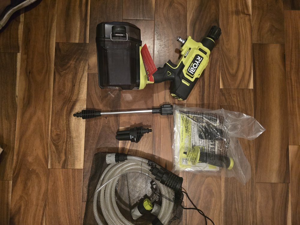 Main image 3