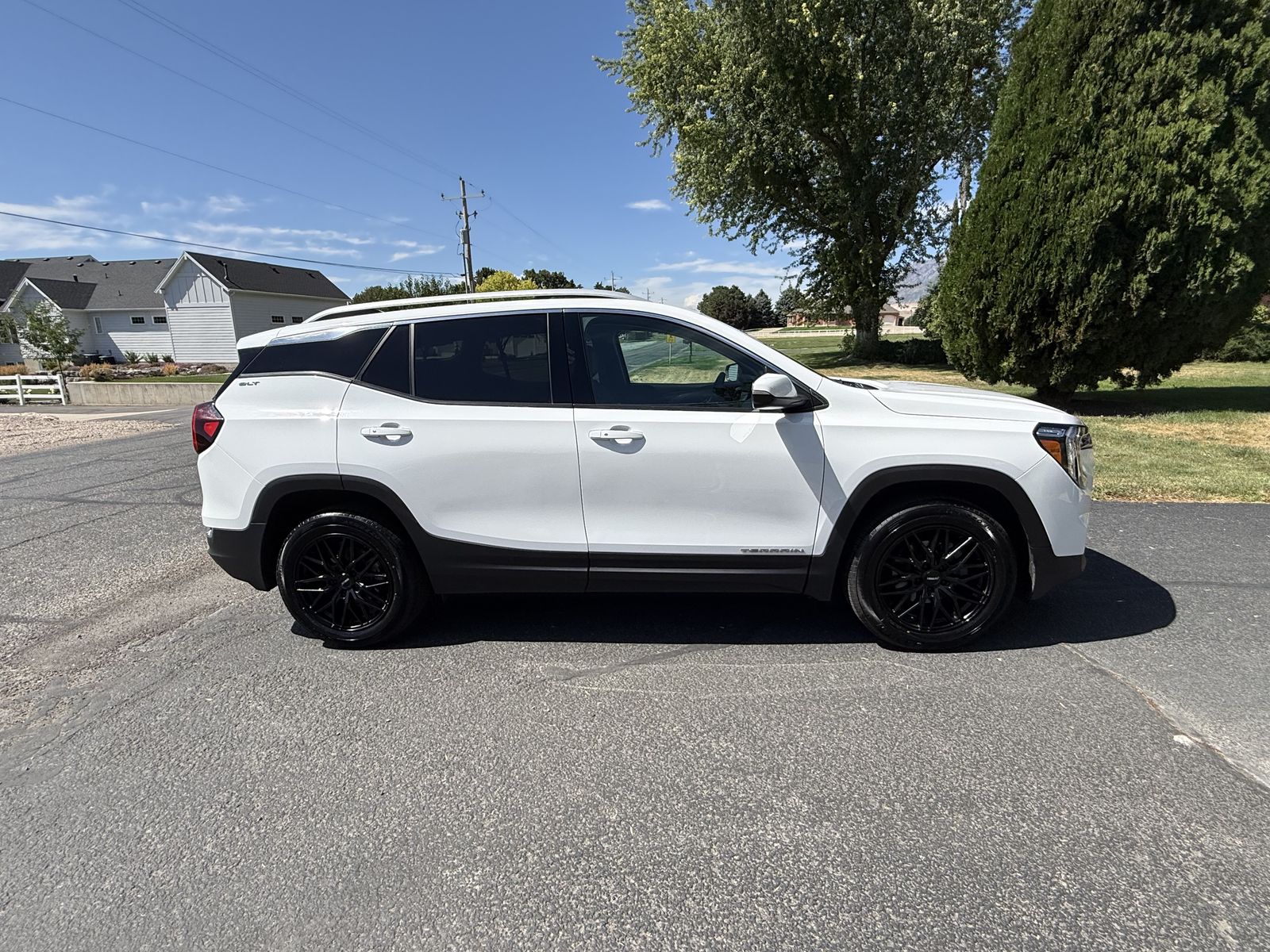 2023 GMC Terrain SLT