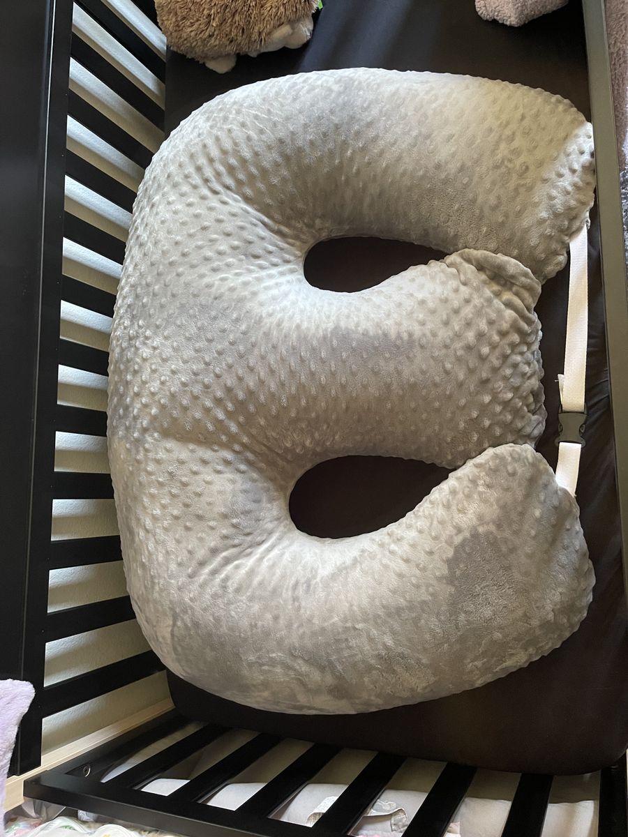 Twin pillow