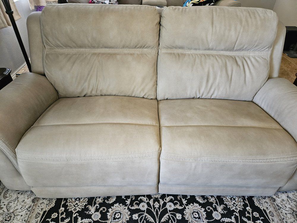 Main image 7