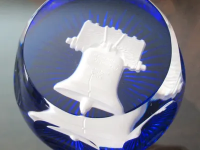 Baccarat Cobalt & Crystal LIBERTY BELL 1776 1976