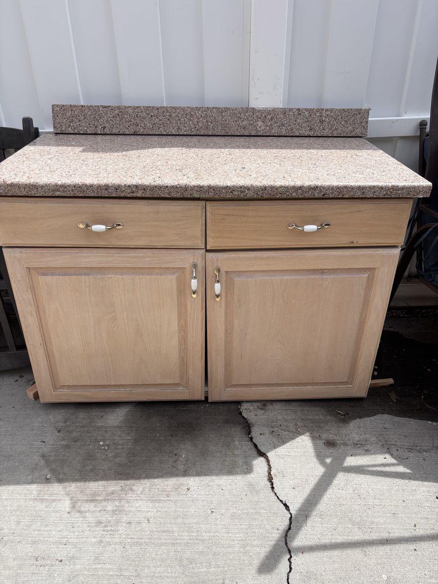 Base Cabinet w/ Granite $225/obo see description