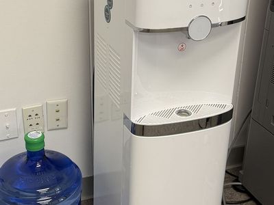 Water dispenser cooler