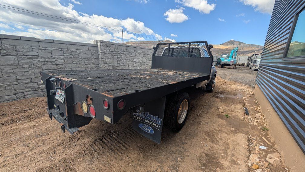 flatbed DRW 12-ft