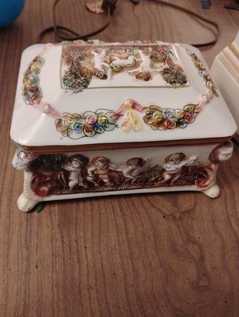 Main image 2
