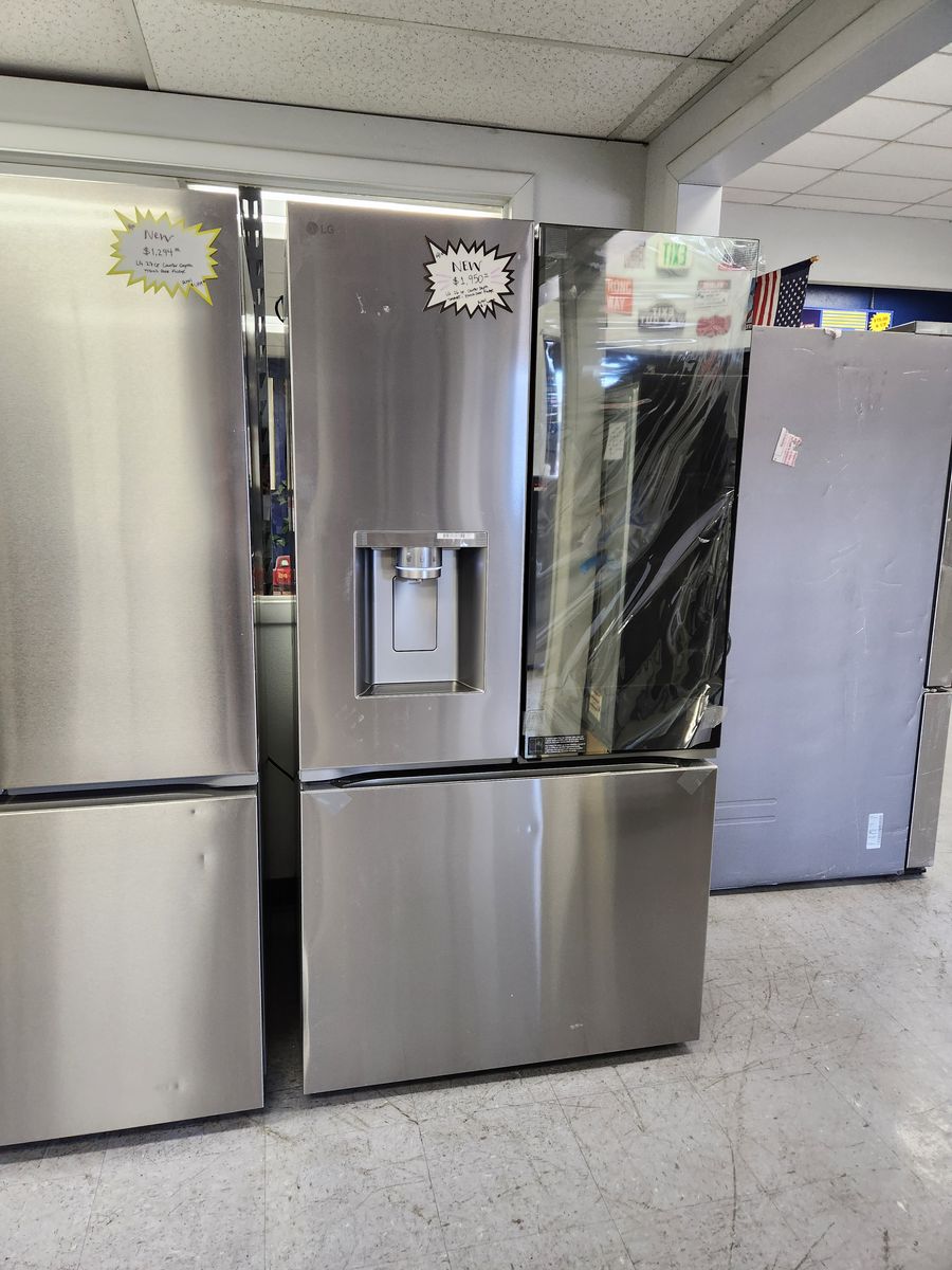 LG 26 cf Stainless Steel French Door Refrigerator with Ice Dispenser Counter Depth - Brand New