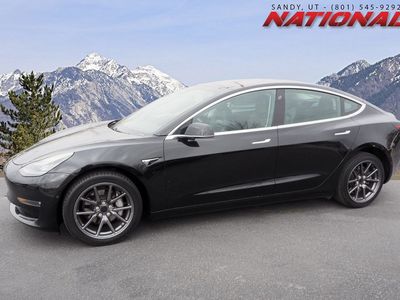 2019 Tesla Model 3 Standard Range Plus
