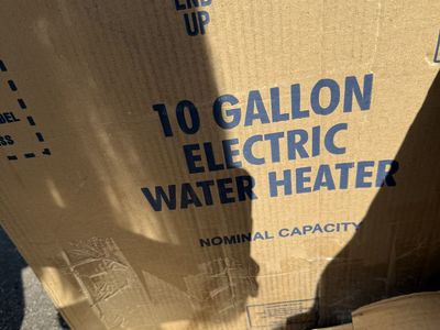 10 gallon Rheem Electric Water Heater
