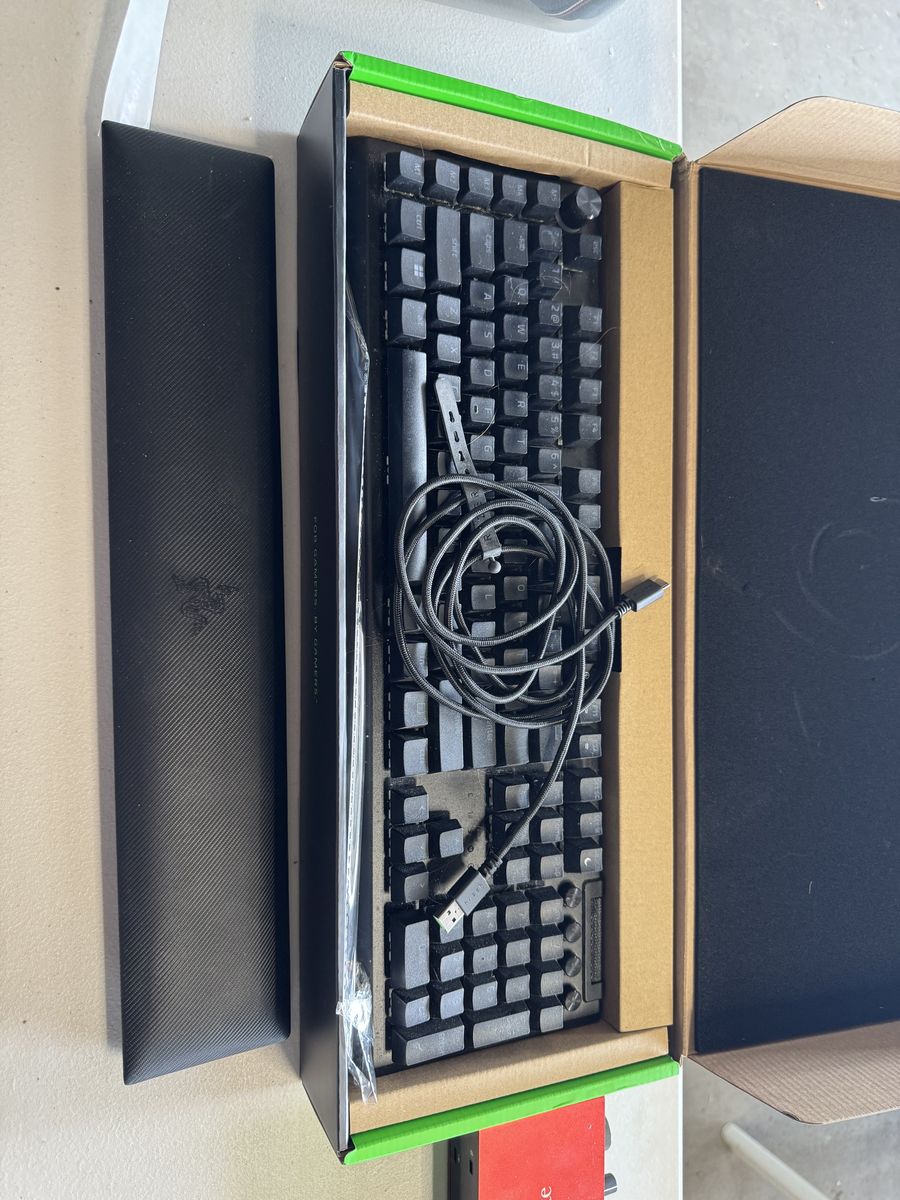 Black Widow Pro Gaming Keyboard (FREE)