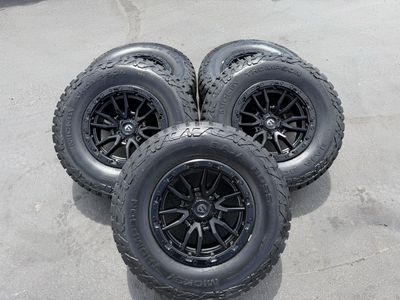 17” Fuel Rebel 6 Lug 6x135 Ford F150 33” Mickey Thompson Baja A/T 285/70R17