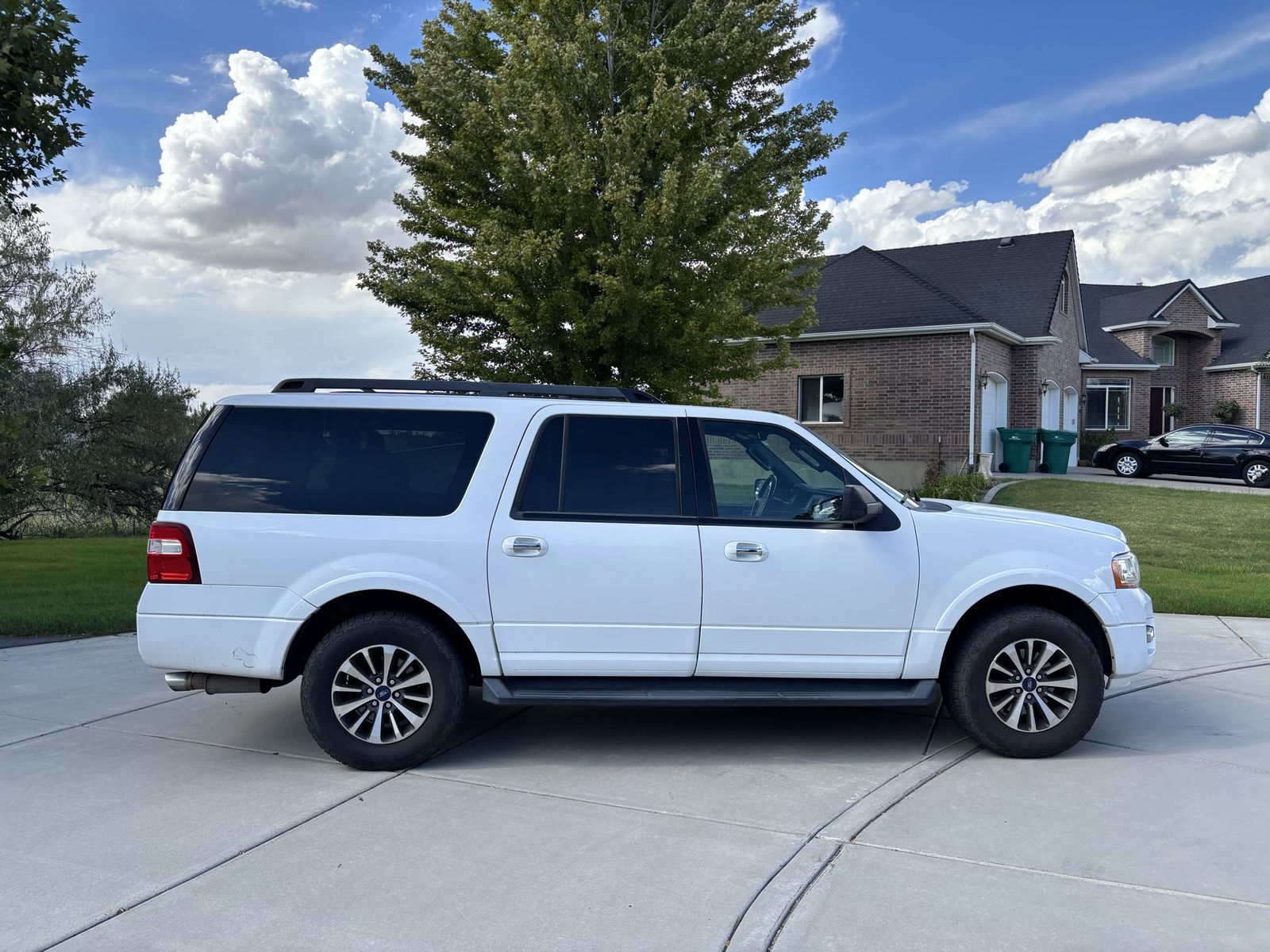 2016 Ford Expedition EL XLT