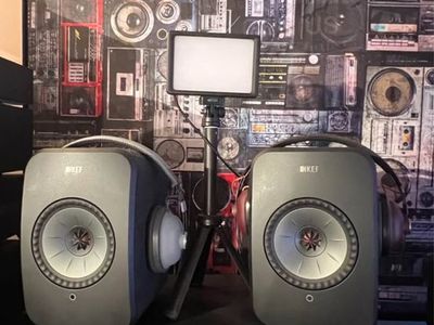 KEF LSX Speakers Powered