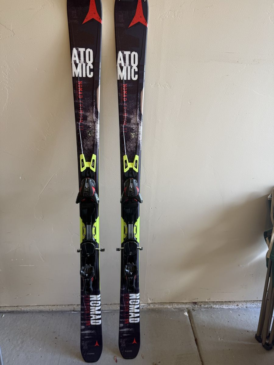 Atomic skis & Bindings
