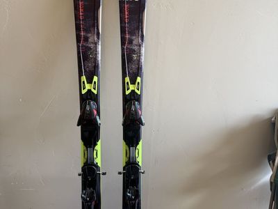 Atomic skis & Bindings