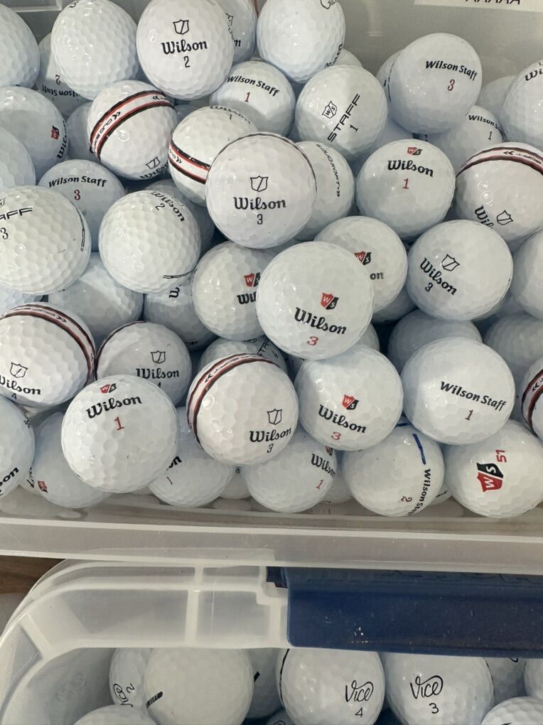 150 Excellent Condition Wilson Staff Golf Balls