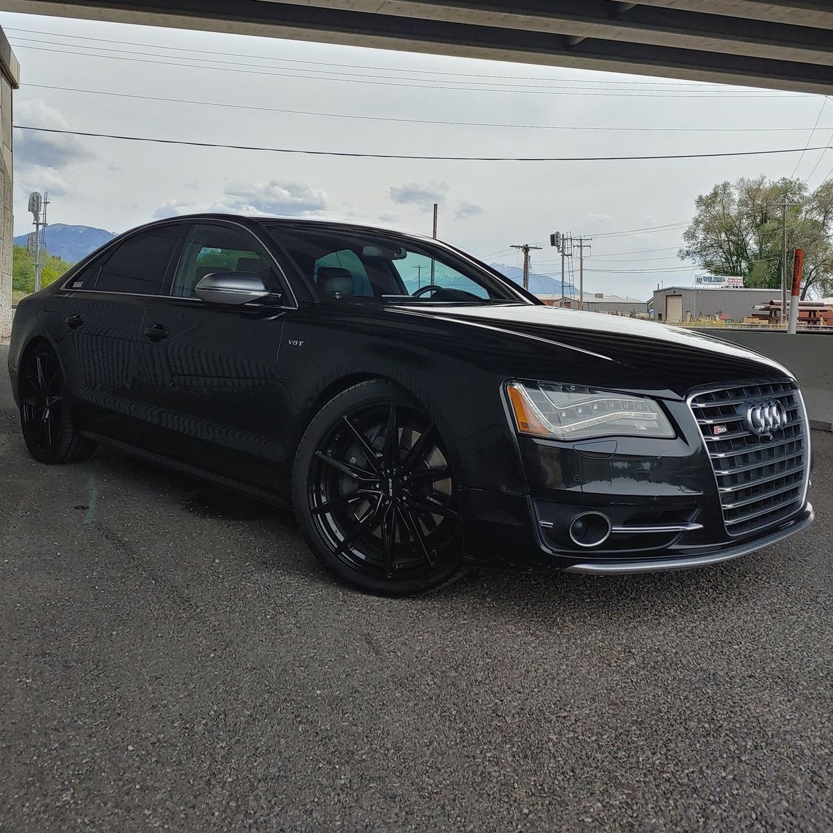 2013 Audi S8 
