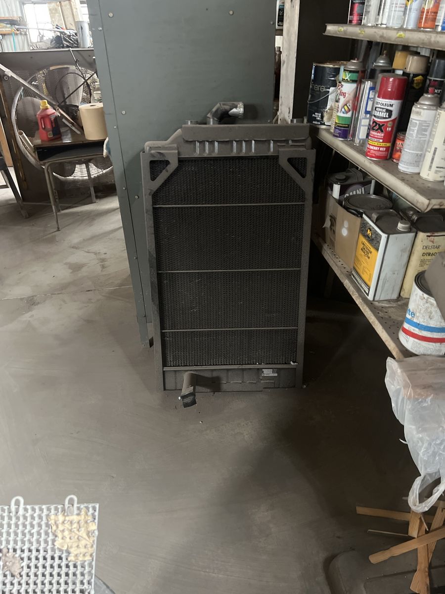 938 G Caterpillar radiator