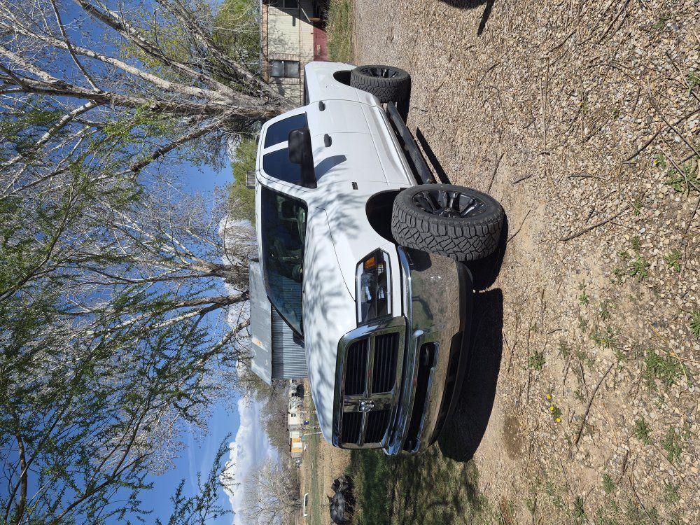 2012 RAM 2500 ST