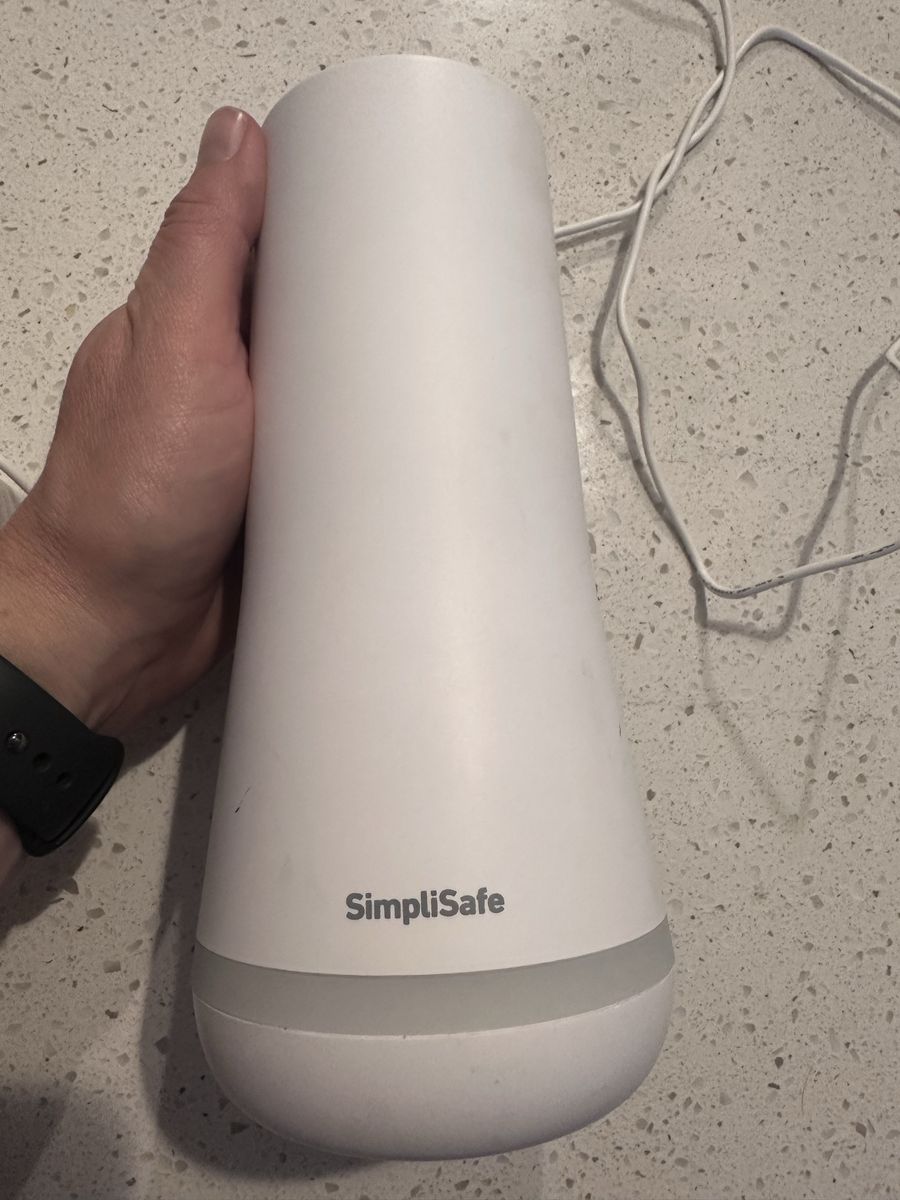 SimpliSafe Home Security Base Station SSCS2 - White, Wireless, Includes Power Adapter