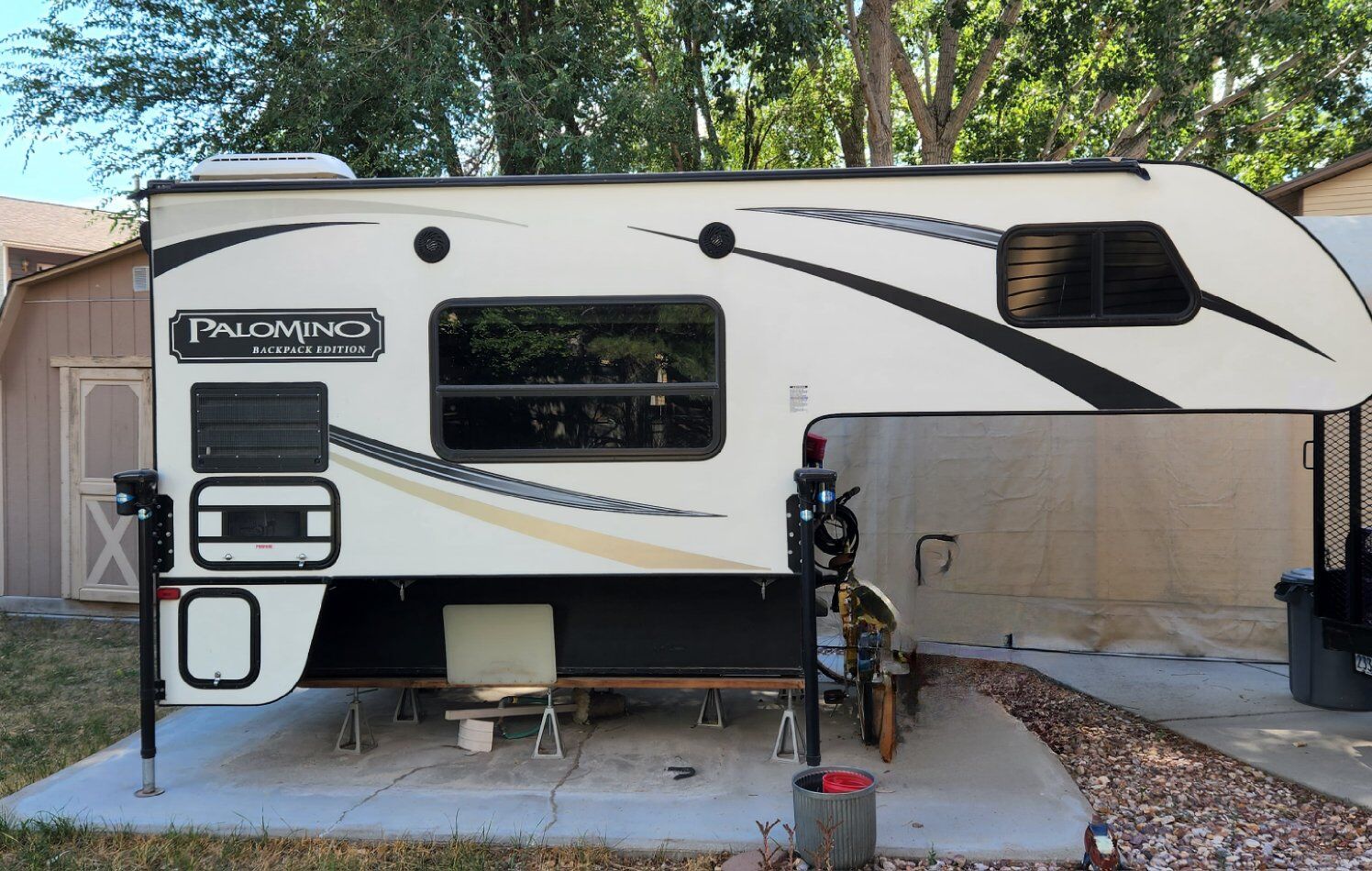 2015 Forest River Palomino HS-8801 camper