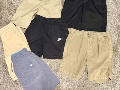 Boys Shorts Large - Nike, Under Armour, Quicksilve