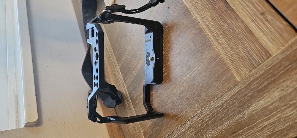 Smallrig Camera Cage for Canon EOS R