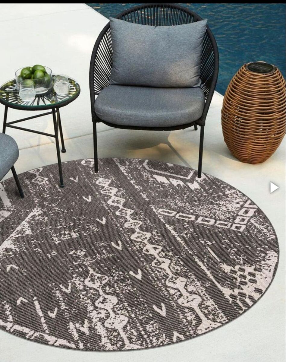 NEW Unique Loom Outdoor Bohemian Collection Area Rug Round 6'1" Gray/Ivory