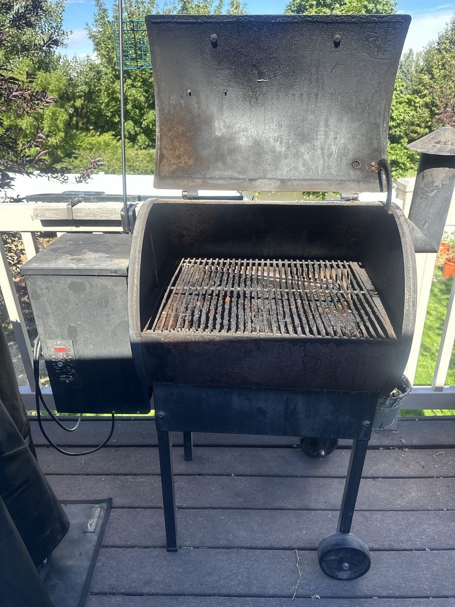 Traeger Pellet Grill Smoker BBQ
