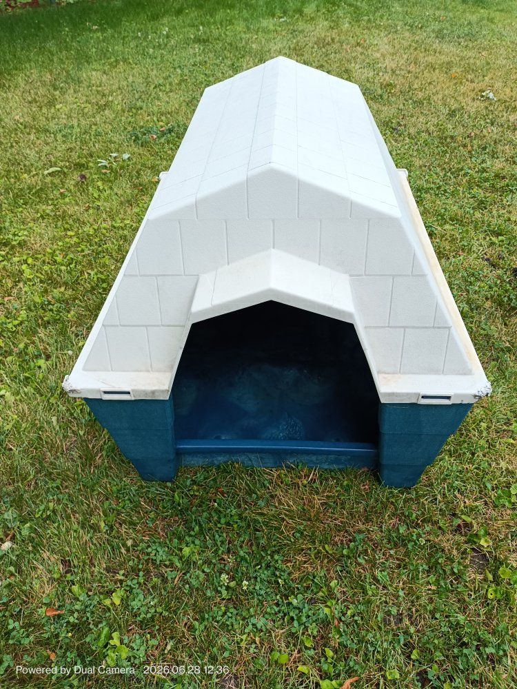 Large Outdoor Dog House - Durable Plastic Shelter for Medium to Large Dogs, Weather Resistant