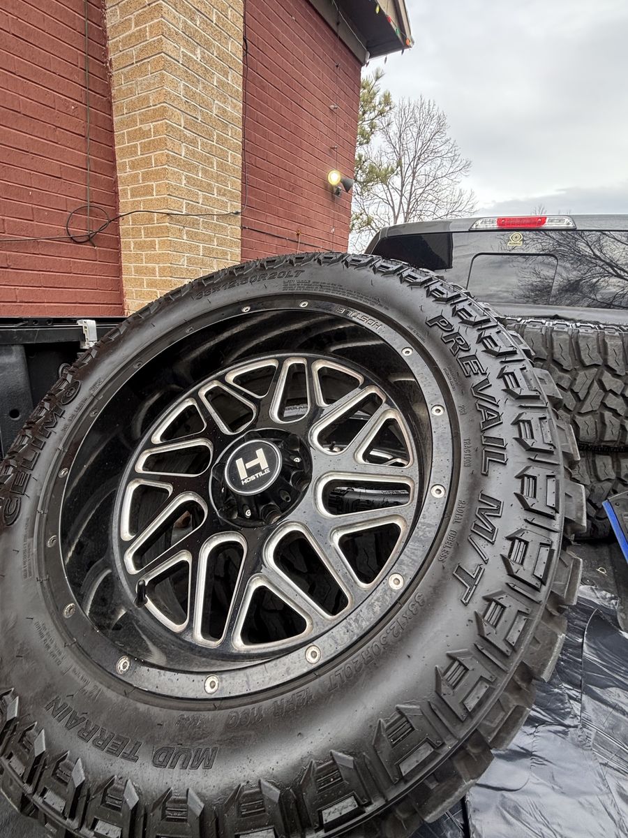 Wheels And Tires Hostile For Ford